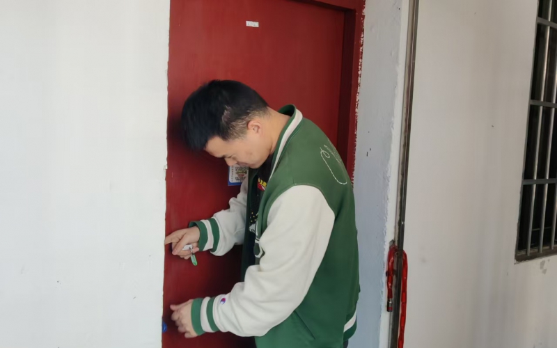 貴州省機關事務管理局國有資產(chǎn)管理服務中心貴陽市云巖區(qū)富水中路104號12樓1203招租