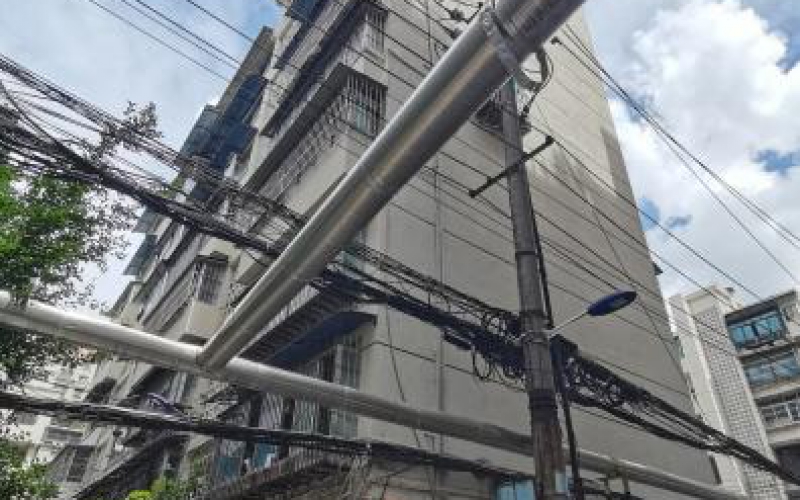 貴州省機(jī)關(guān)事務(wù)管理局國(guó)有資產(chǎn)管理服務(wù)中心貴陽市云巖區(qū)鹽務(wù)街138號(hào)合一府苑1層103號(hào)車庫招租